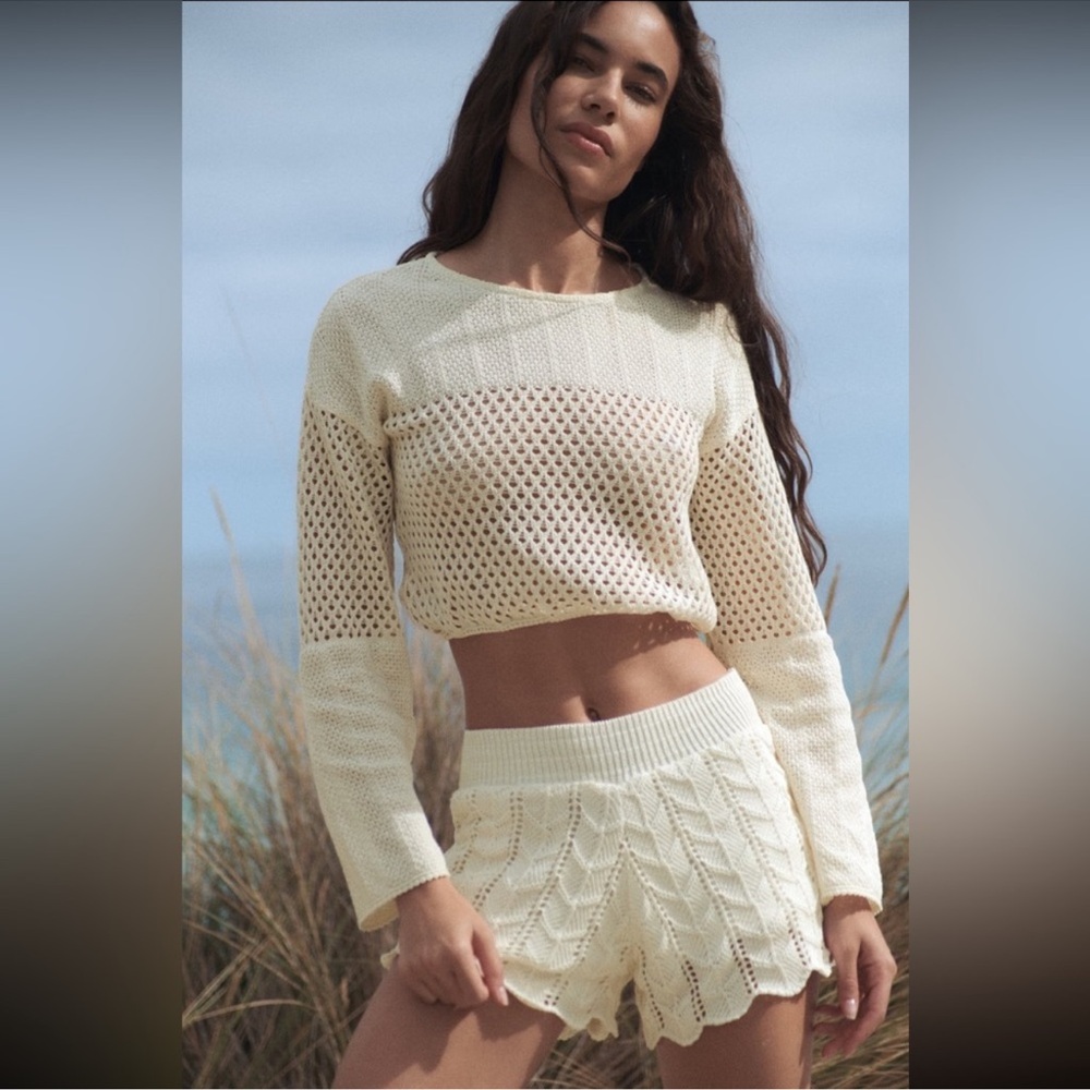 Zara matching crochet Cream Knit Sweater and Shorts Set